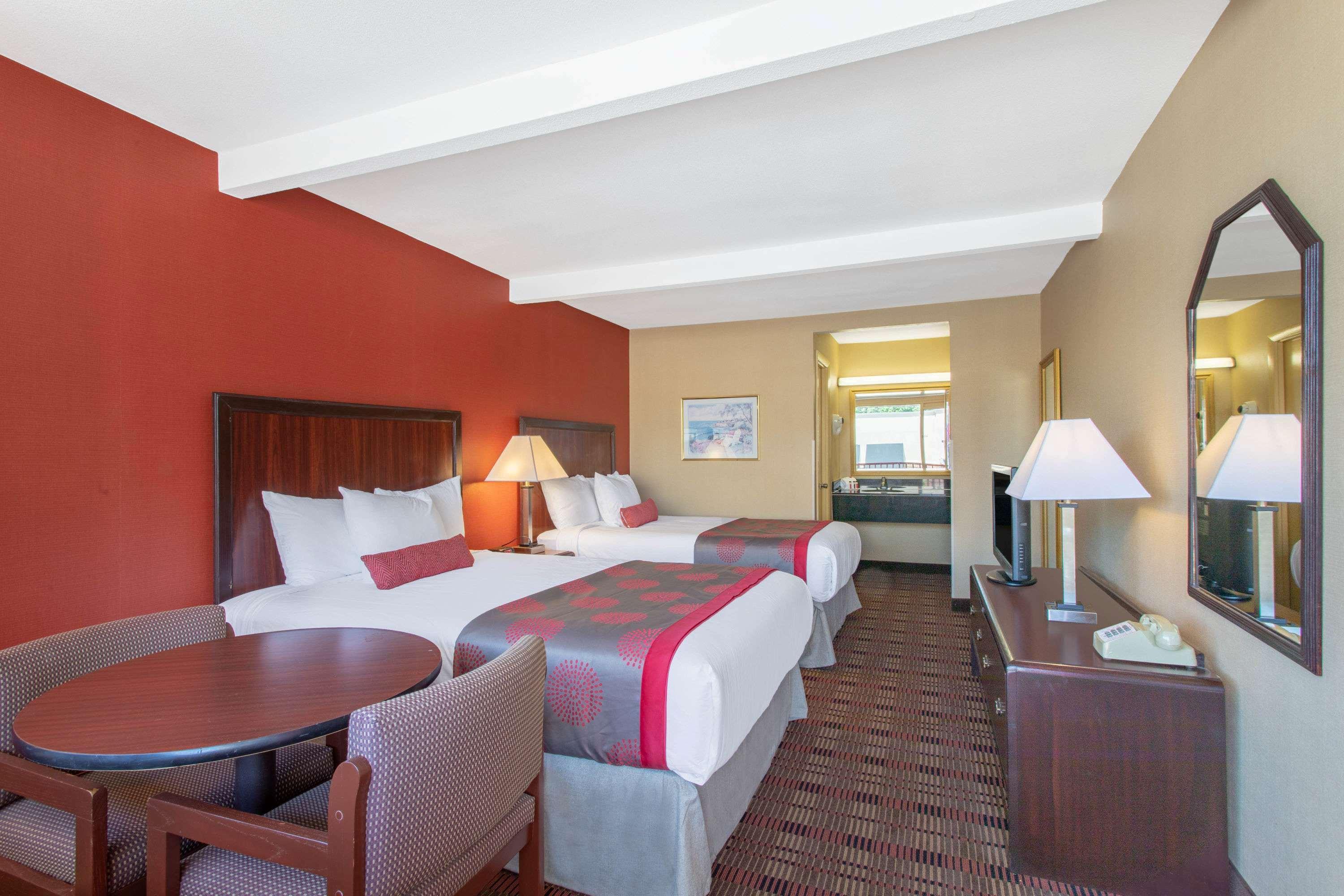 Ramada Limited Cockeysville Εξωτερικό φωτογραφία
